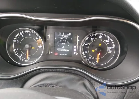 2019 Jeep Cherokee Latitude Fwd z USA, uszkodzony, nr VIN 1C4PJLCB2KD128892